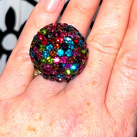 Colorful Round Statement Ring - Picture 3 of 3